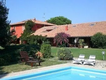 Casale Belladonna 3*