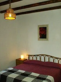 Casale Belladonna 3* Roma